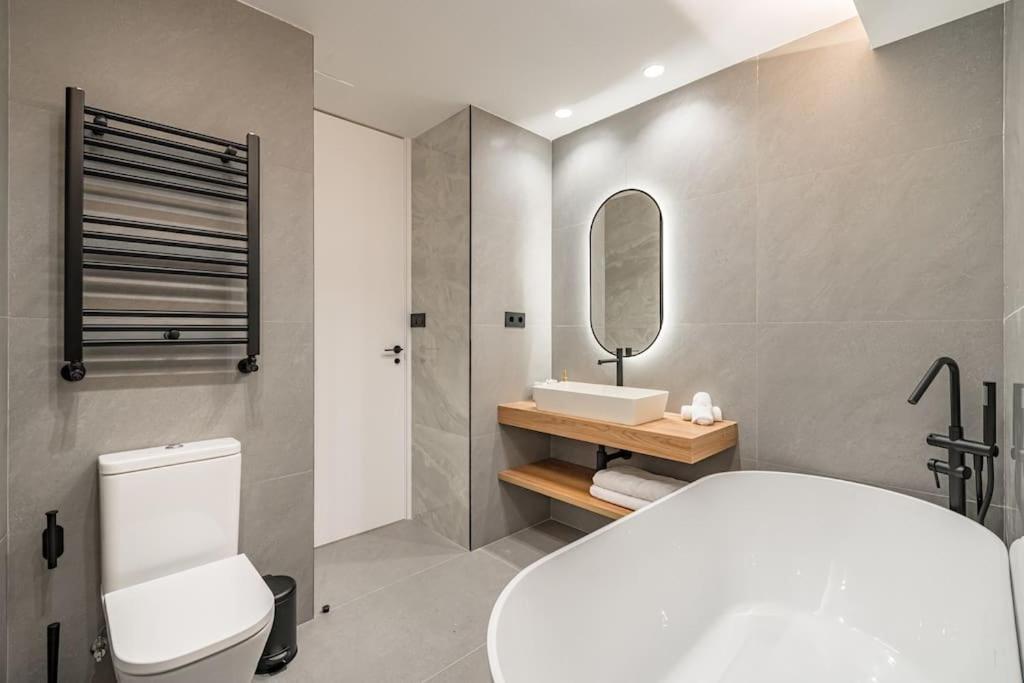 Appartamento Puerta Del Sol 3Br 3Bh Madrid Esterno foto
