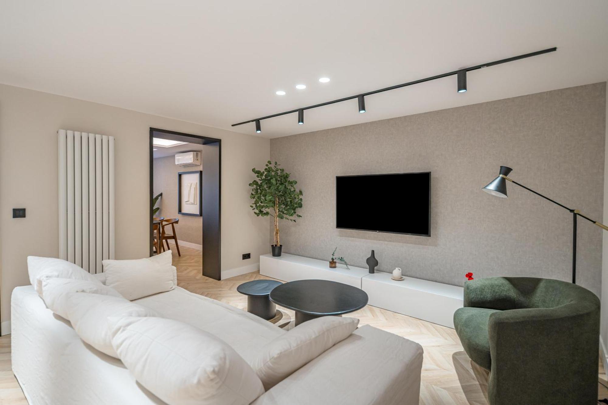 Appartamento Puerta Del Sol 3Br 3Bh Madrid Esterno foto